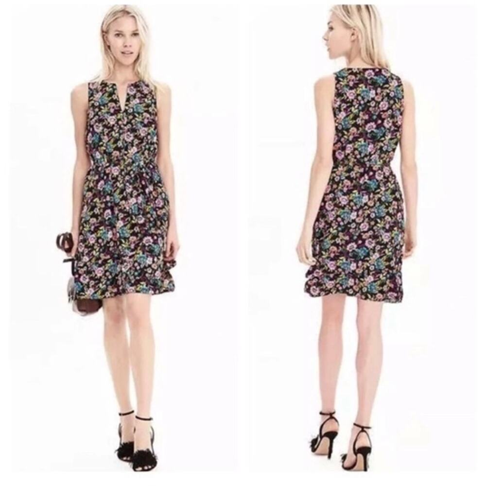 Banana Republic Floral Sleeveless V-Neck Shift Dress Tiered Layered Belted M